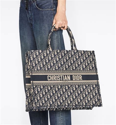 borsa grande dior book tote|Dior carryall tote.